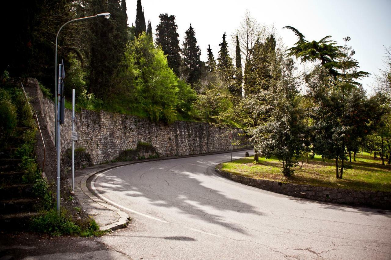 Castello San Felice Bed & Breakfast Verona Exterior photo